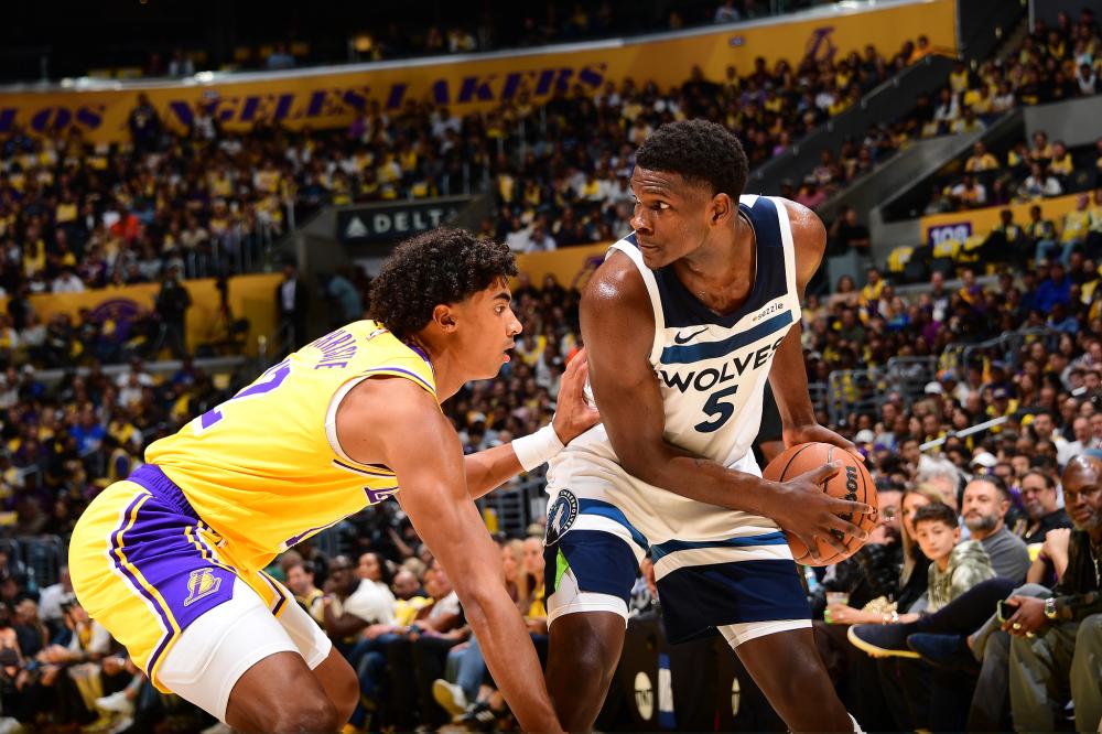 表现不俗 表现不俗